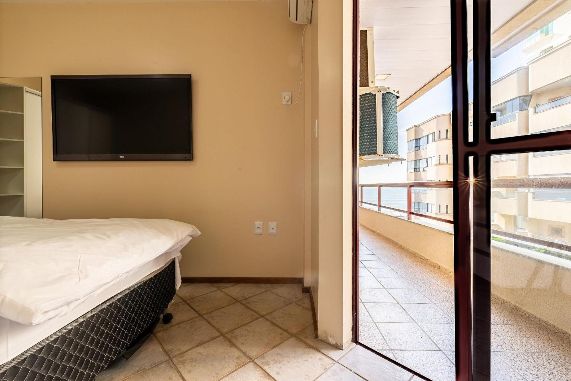 Apto Pe Na Areia Vista Mar Em Meia Evb308